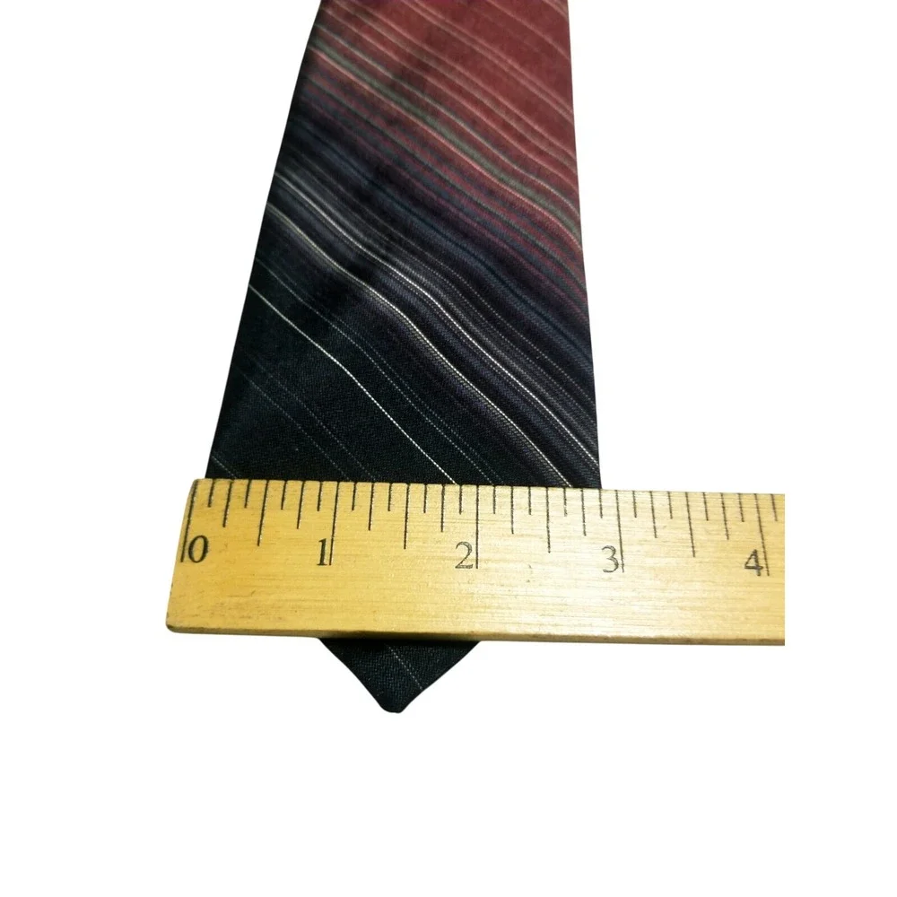 Wembley Necktie Red Black Ombre Stripe Career Formal Interview‎ Business Tie